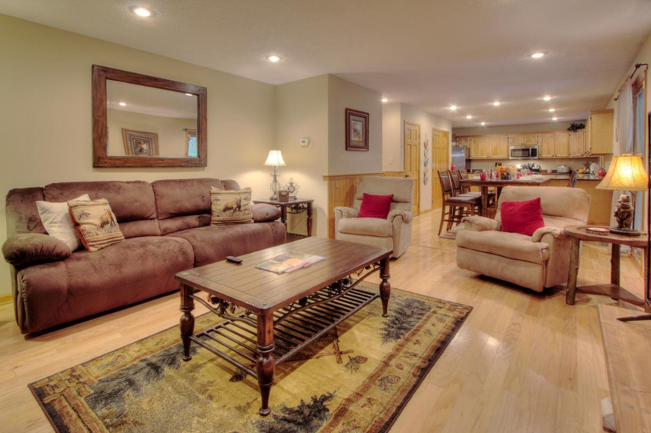Gorgeous "Country Roads" By Honeybearcabins 4Br 4Ba, Next To Pool, Easy Drive, Main Strip Location! Pigeon Forge Exterior photo