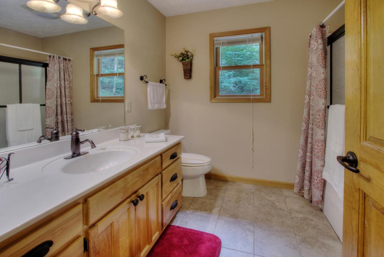 Gorgeous "Country Roads" By Honeybearcabins 4Br 4Ba, Next To Pool, Easy Drive, Main Strip Location! Pigeon Forge Exterior photo
