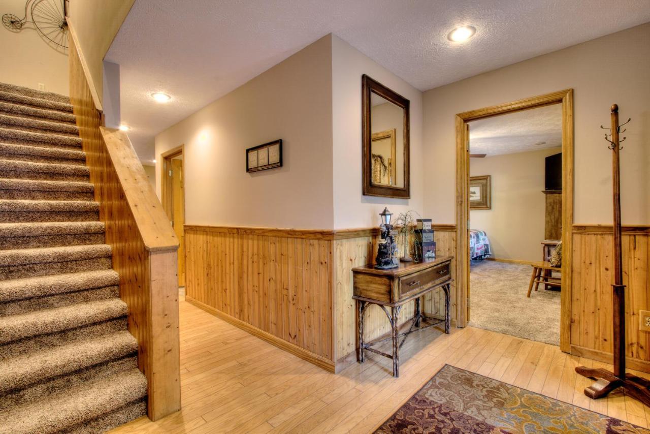 Gorgeous "Country Roads" By Honeybearcabins 4Br 4Ba, Next To Pool, Easy Drive, Main Strip Location! Pigeon Forge Exterior photo
