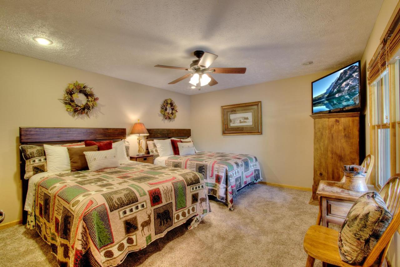 Gorgeous "Country Roads" By Honeybearcabins 4Br 4Ba, Next To Pool, Easy Drive, Main Strip Location! Pigeon Forge Exterior photo